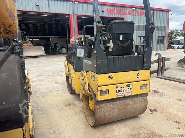 Tandem Roller Bomag BW 100 AD-4
