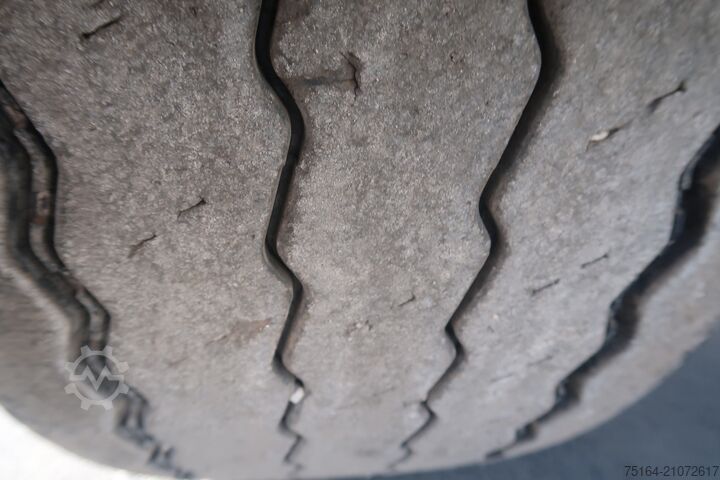 Kipper Auflieger Schwarzmüller SK Vollalu Kunststoffboden Alurundmulde