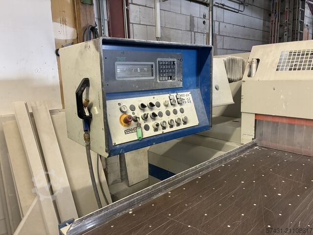 Plattenaufteil- und Massivholzsäge Panhans Typ 693 / EURO