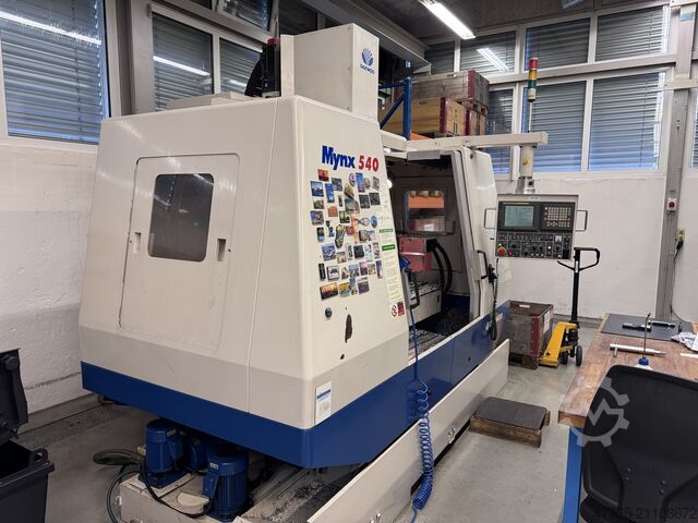 4-Achs-Vertikal-Bearbeitungszentrum DAEWOO MYNX 540