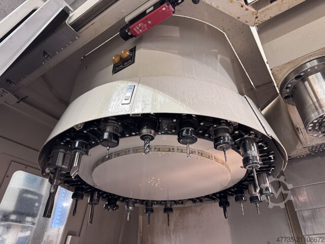 4-Achs-Vertikal-Bearbeitungszentrum DAEWOO MYNX 540