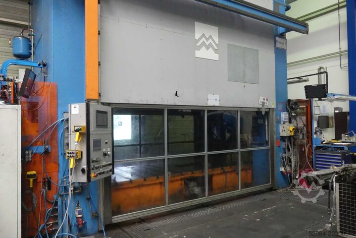 Press line with MANZONI eccentric press MANZONI T6302MR/2/12/TE