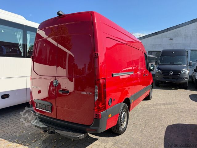 High top van MERCEDES-BENZ Sprinter 315 CDI Klima Werkstatt Kamera L2H2