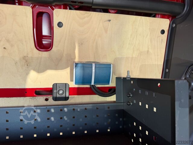 High top van MERCEDES-BENZ Sprinter 315 CDI Klima Werkstatt Kamera L2H2
