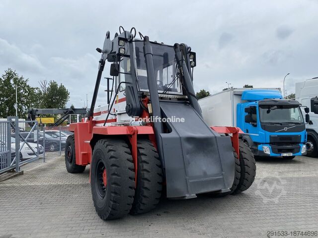 Container stacker Svetruck TMF 12/9 / SERVICED / WORKS GREAT!