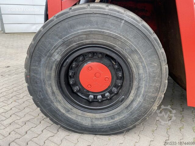 Container stacker Svetruck TMF 12/9 / SERVICED / WORKS GREAT!