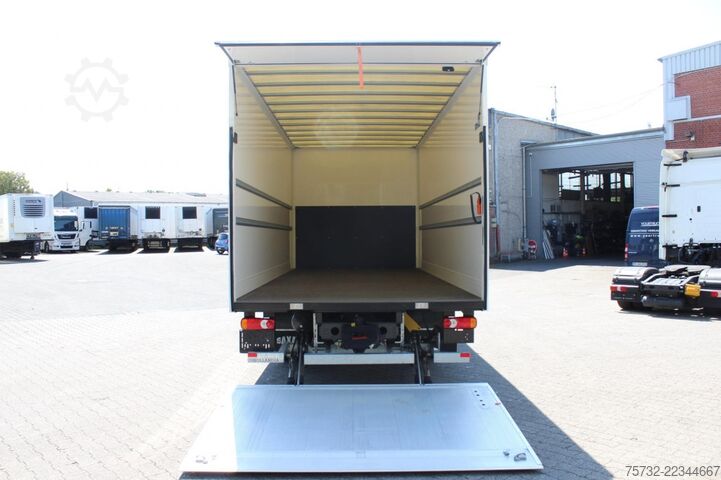 Box van Daf XB 210 Koffer ACC AHK Nur 900 km   *NEU*