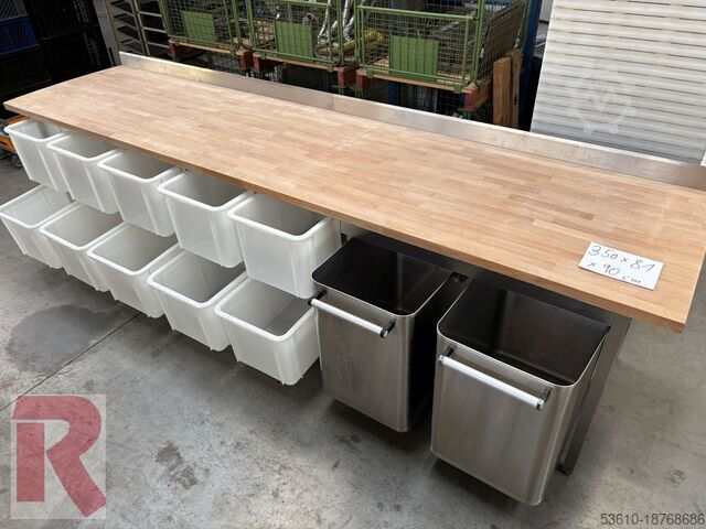 Arbeitstische mit Buchenholzplatte