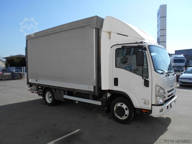 Awning van Isuzu P75 Centina + Sponda