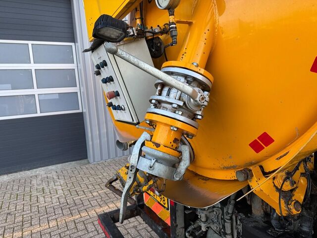 Tankwagen Scania P270 DB4x2 Saug- / Druck / HD Pump