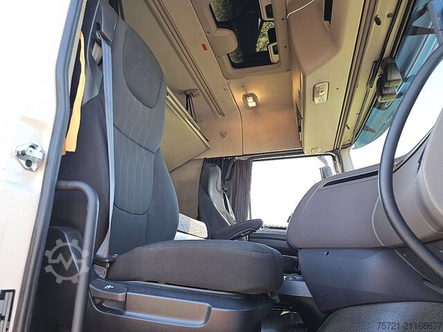 Standard-SZM DAF XF 450 SPACECAB 2X TANK