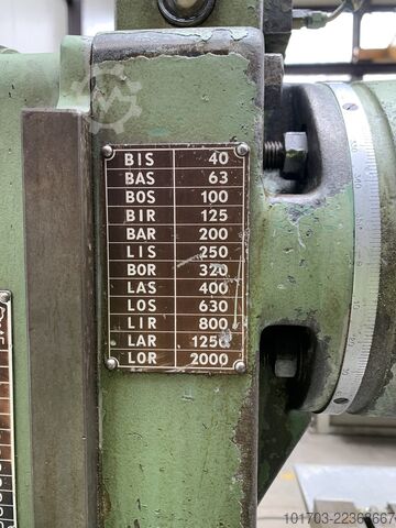Universal Milling Machine ERNAULT SOMUA ZHV1
