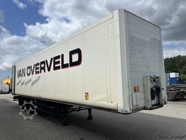Suitcase Schmitz Cargobull SKO 24 SKO24 / SAF DISC / 2x LIFTAXLE / GALVANI...