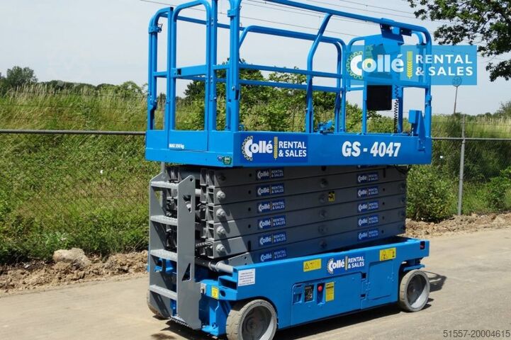 Scissor lift Genie GS 4047 | 2014