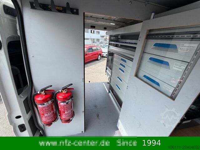 Minibus VW Crafter Kasten 35 mittellang Hochdach 4MOTION