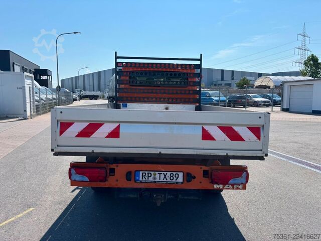 Pick-up van MAN TGE 3.180 4x2 DoKa Pritsche langer Radstand AHK