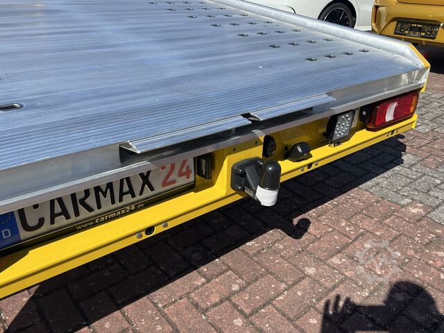 Wrecker IVECO Daily 35S18 HA8 V Navi*LED* Automatik BJ 26-Sofo
