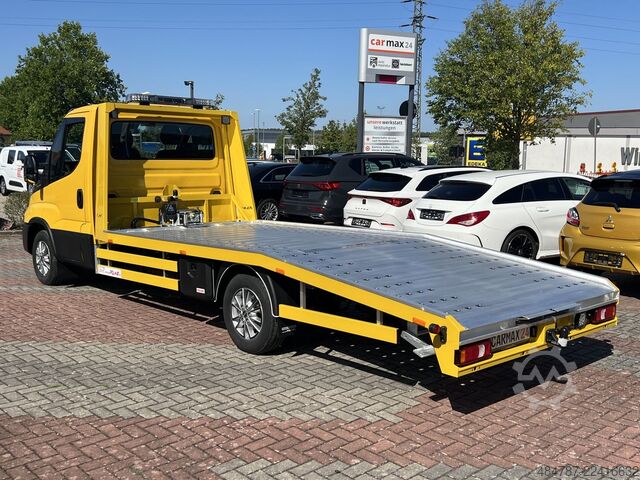 Wrecker IVECO Daily 35S18 HA8 V Navi*LED* Automatik BJ 26-Sofo