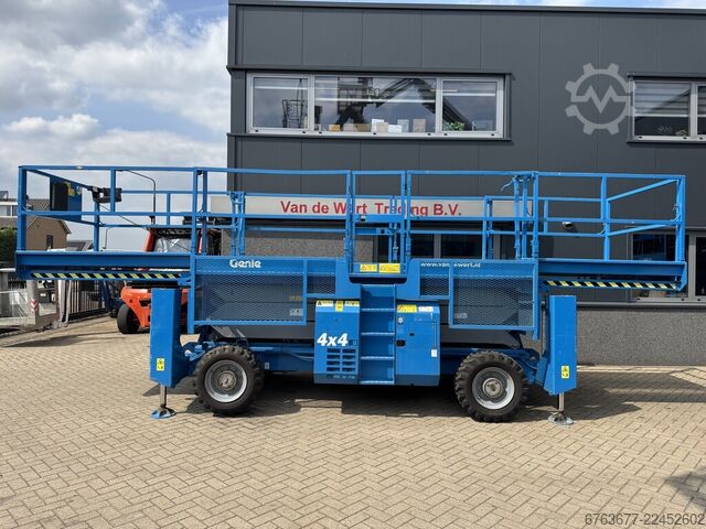 Genie GS 3384 RT Scissor Lift / Work Platform / Aerial Work Platform 12m working height 4x4 Deutz GENIE GS 3384 RT Schaarhoogwerker / Scissor Lift / Arbeitsbuhne 12mtr werkhoogte 4x4 Deutz DIESEL