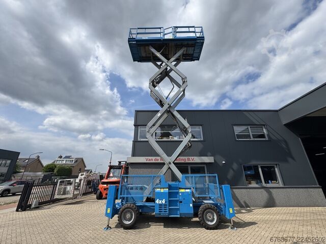 Genie GS 3384 RT Scissor Lift / Work Platform / Aerial Work Platform 12m working height 4x4 Deutz GENIE GS 3384 RT Schaarhoogwerker / Scissor Lift / Arbeitsbuhne 12mtr werkhoogte 4x4 Deutz DIESEL