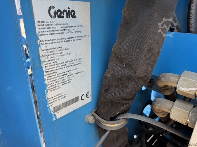 Genie GS 3384 RT Scissor Lift / Work Platform / Aerial Work Platform 12m working height 4x4 Deutz GENIE GS 3384 RT Schaarhoogwerker / Scissor Lift / Arbeitsbuhne 12mtr werkhoogte 4x4 Deutz DIESEL