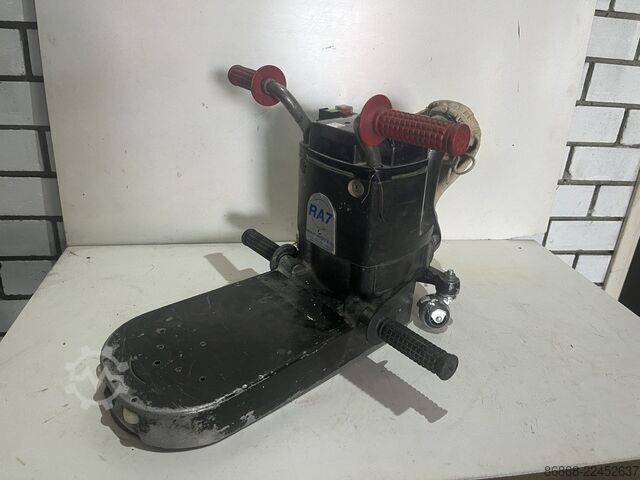 Used floor polishing machine Macrotec RA7 MACROTEC RA7
