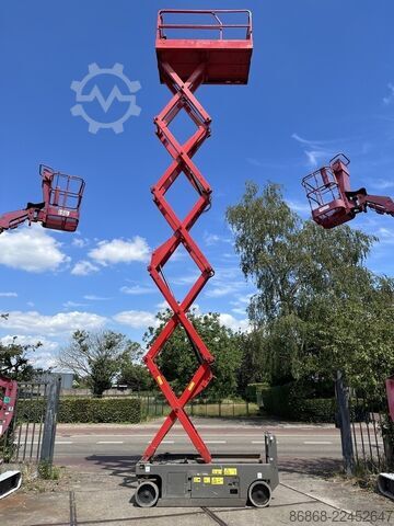 Used scissor lift Genie GS-3246 GENIE GS-3246