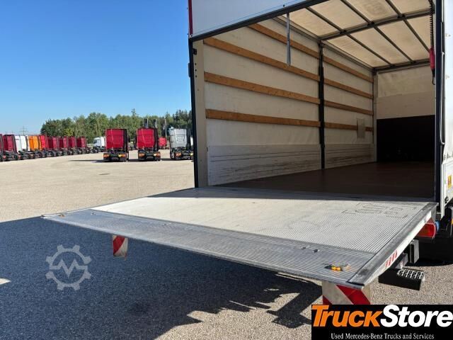 Flatbed truck with tarp  Atego 1224 L