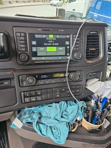 Standard SZM SCANIA R450 Highline-Retarder-ACC-Navi-Kipphydraulik