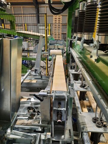 Bretteinzug für Palettenproduktion Foudila Oy AIO1600