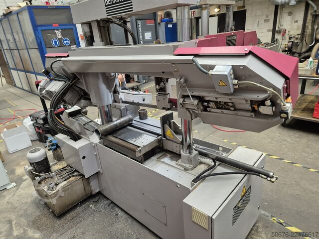 Semi-automatic band saw Behringer HBP 313