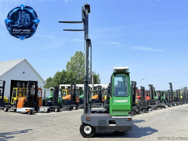 Vierwegestapler Combilift C5000SL GAS TRIPLEX 5500 FREE-LIFT