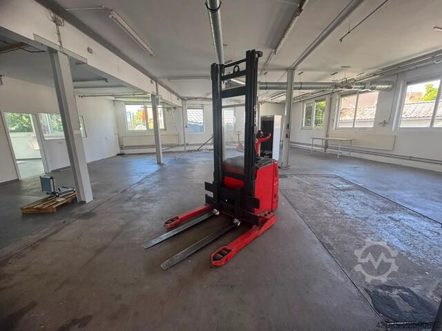 Hochhubwagen LINDE L16 /131
