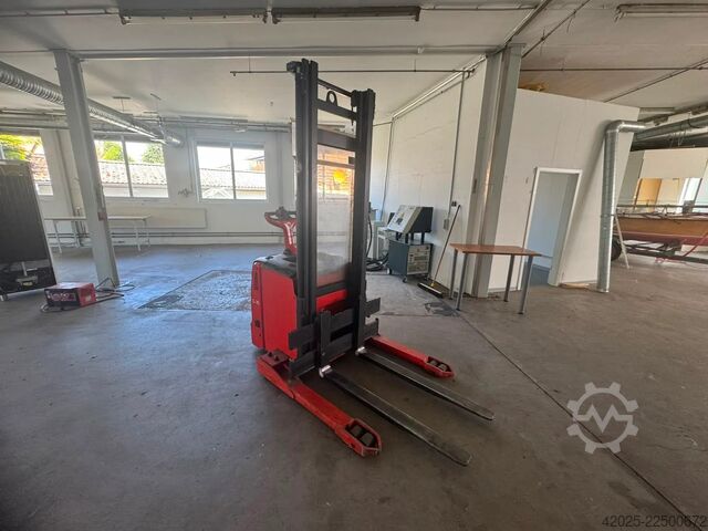 Hochhubwagen LINDE L16 /131