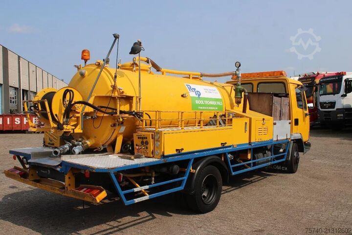 Vacuum truck DAF LF 45.130 + RON 4.000LITER