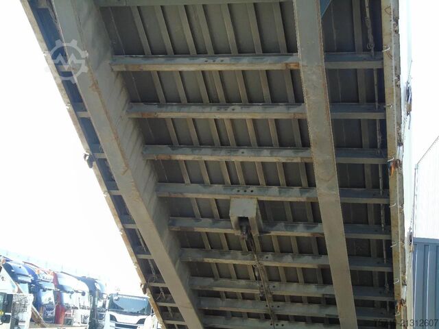 Tipper KWB HYVA 3x SAF PERFECT STATE