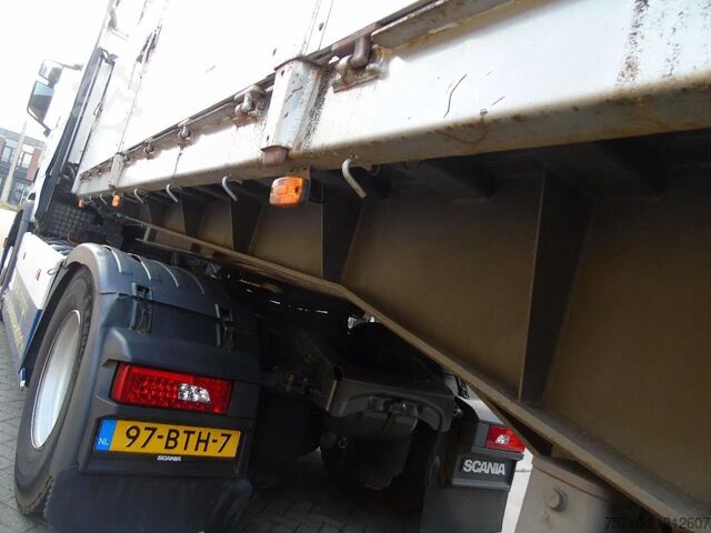 Tipper KWB HYVA 3x SAF PERFECT STATE