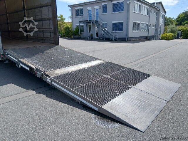 Open semitrailer with tarp Schröder ST 18/20 P4-13.35 Mega Rampe Hubbett
