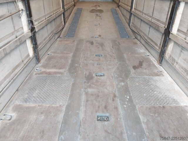 Open semitrailer with tarp Schröder ST 18/20 P4-13.35 Mega Rampe Hubbett