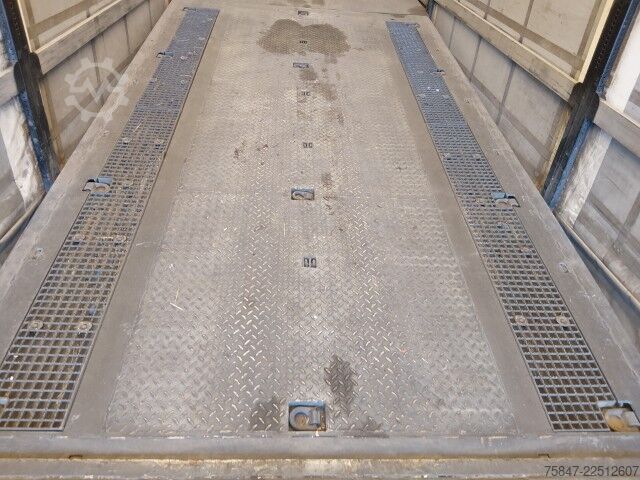 Open semitrailer with tarp Schröder ST 18/20 P4-13.35 Mega Rampe Hubbett