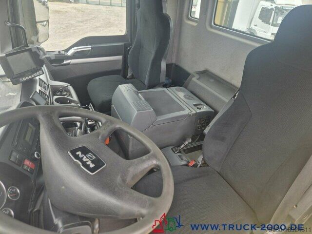 Tipper truck MAN TGS 26.400 6x2 Gergen Teleabsetzer+Fernbedienung