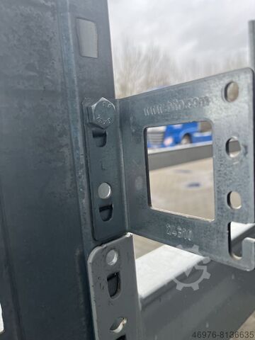 Halter Agraffenwinkel Palettenregal BITO Pro/ links 24310/ Materialfarbe: sendzimir verzinkt