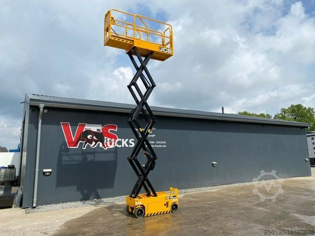 Arbeitsbühne JCB Elektrische Scherenbühne S 1930 E