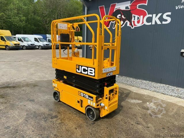 Arbeitsbühne JCB Elektrische Scherenbühne S 1930 E