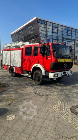 Fire engine Mercedes-Benz 1222