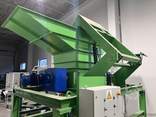 Zwei-Wellen-Zerkleinerer MeWa UC-120