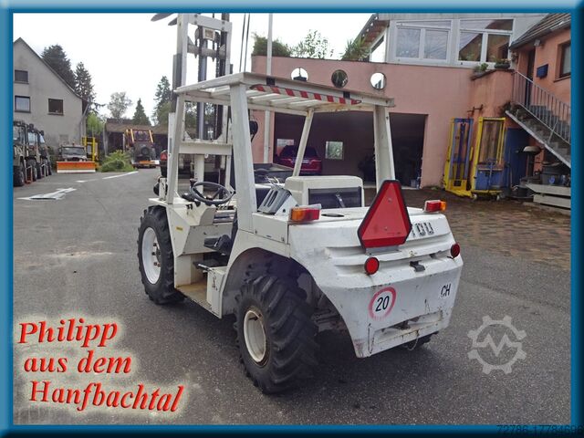 Teleskoparmstapler Manitou Manitou 4RM 20HP Allrad