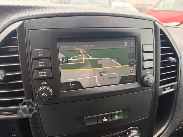 Kastenwagen MERCEDES-BENZ Vito 114 CDI Klima Navi Kamera Werkstatt Tempom.