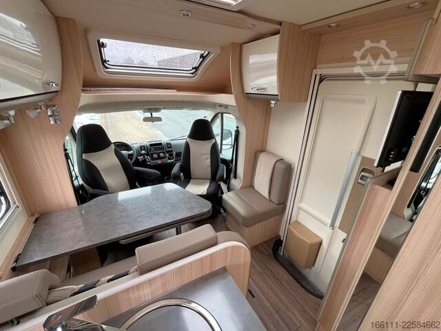 Teilintegriertes Wohnmobil BÜRSTNER Lyseo T 690G  - Einzelbetten -  -