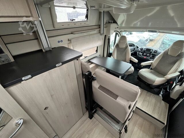 Kastenwagen Wohnmobil / Campervan KARMANN Dexter 550 - Hubbett - Heckbad - Klima -